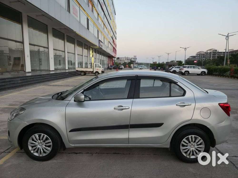 Maruti Suzuki Dzire Vxi Ags, 2017, Petrol