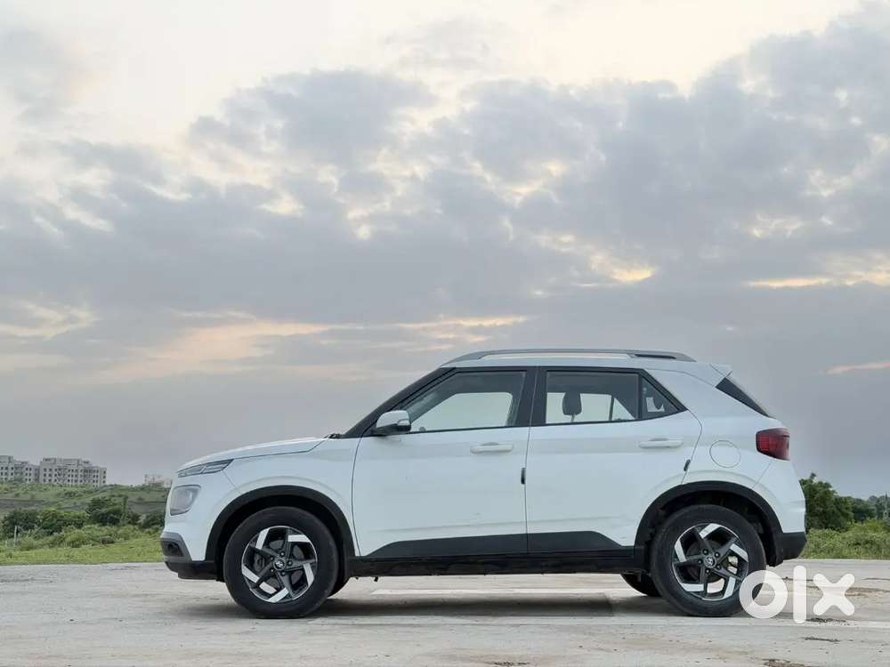 Hyundai Venue 2020 Manual