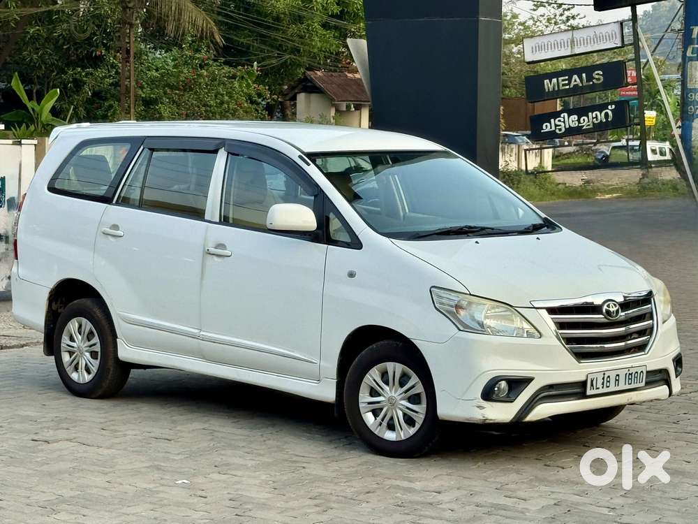 Toyota Innova 2.5 Gx 7 Seater Bs Iv, 2014, Diesel
