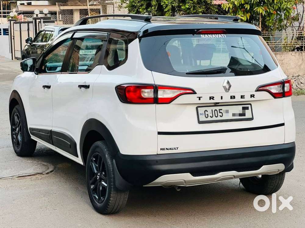 Renault Triber Rxz, 2022, Petrol