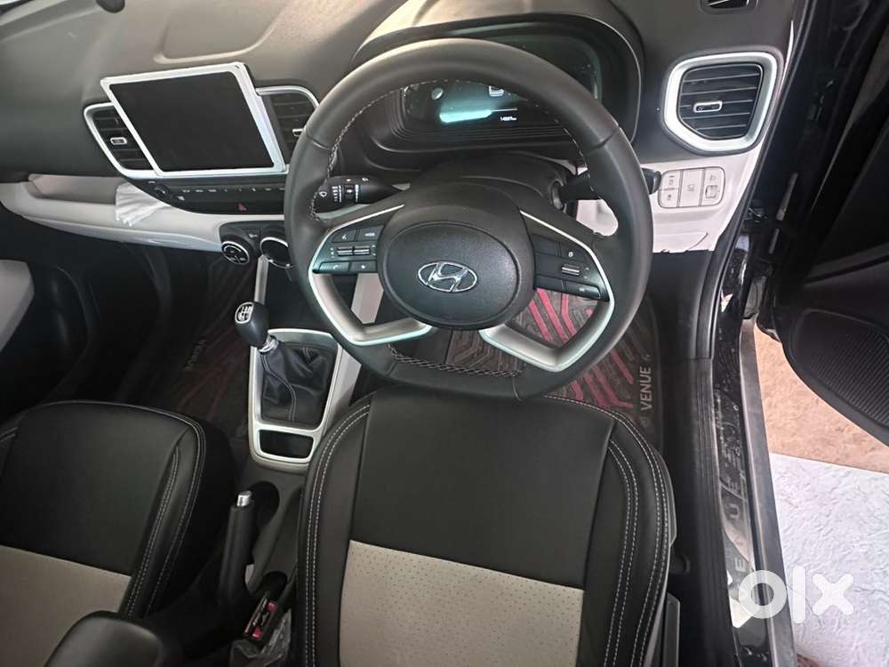 Hyundai Venue Sx Petrol Manual 2024