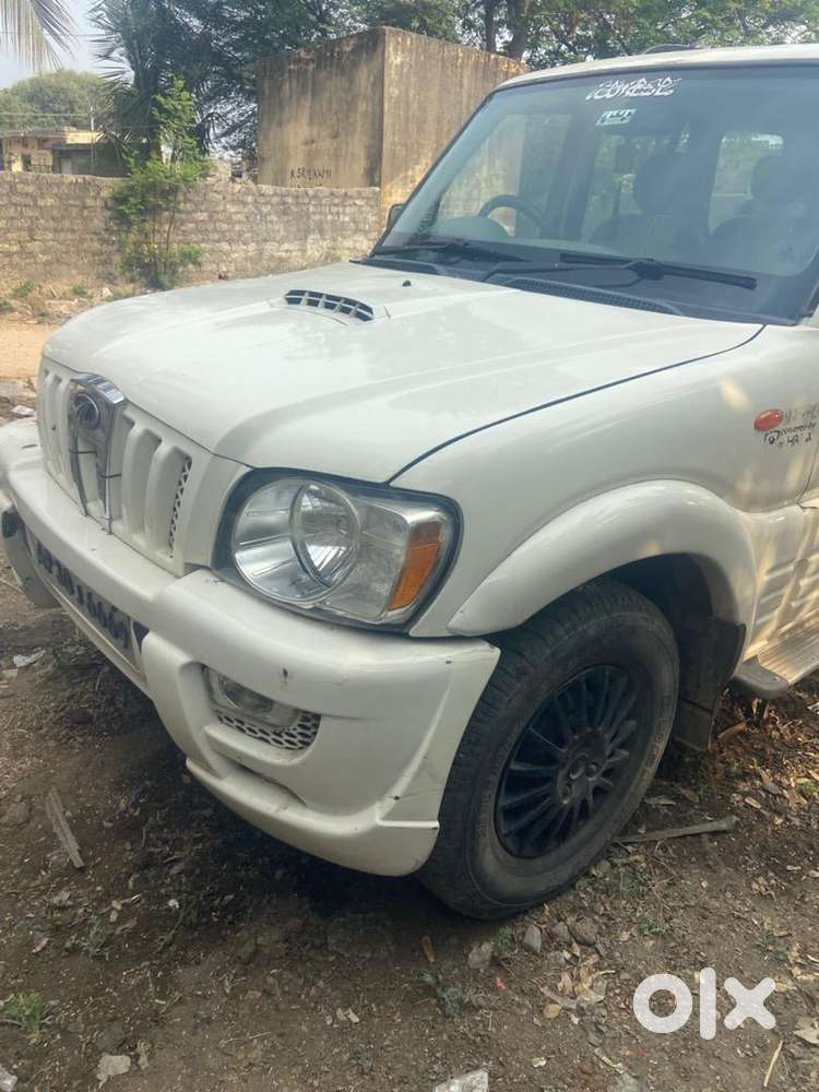 Mahindra Scorpio 2009 Diesel Well Maintained
