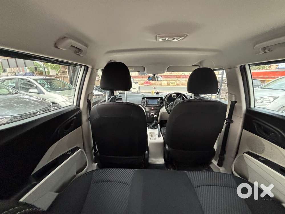 Mahindra Xuv300 W4, 2022, Petrol