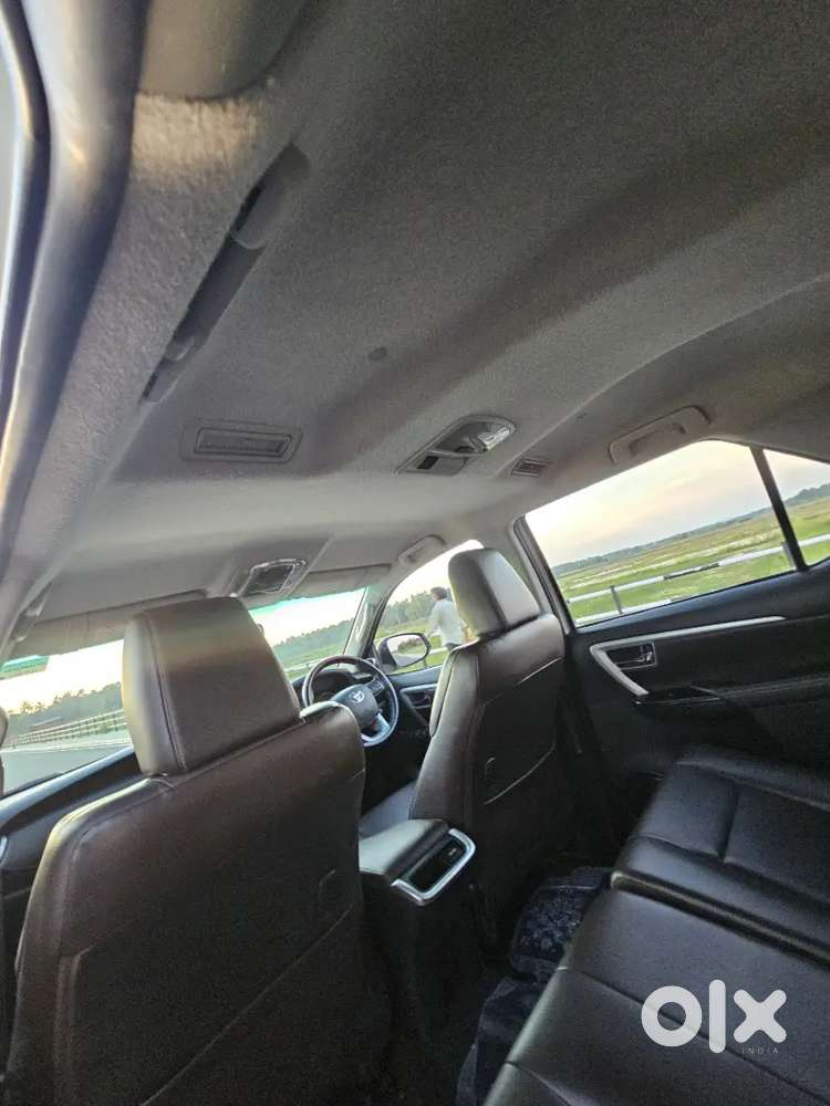 Toyota Fortuner 4x2 Automatic | 2nd Owner | Genuine 98,000 Km |