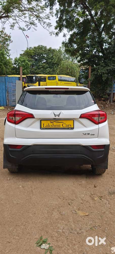 Mahindra Xuv300 W4, 2023, Petrol