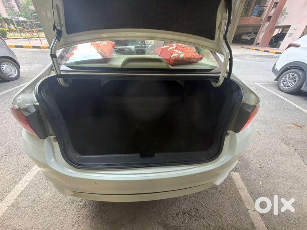Honda City V Petrol Dec-2018