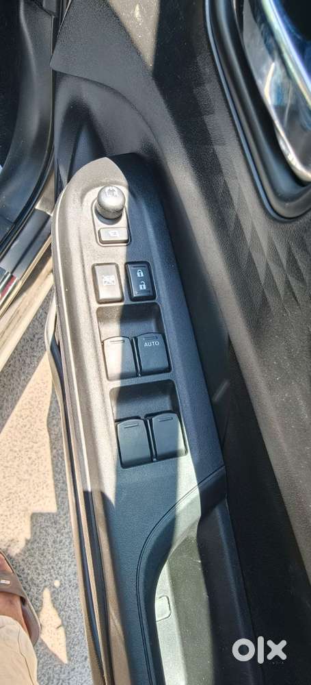 Maruti Suzuki Swift Amt Zxi Plus, 2024, Petrol