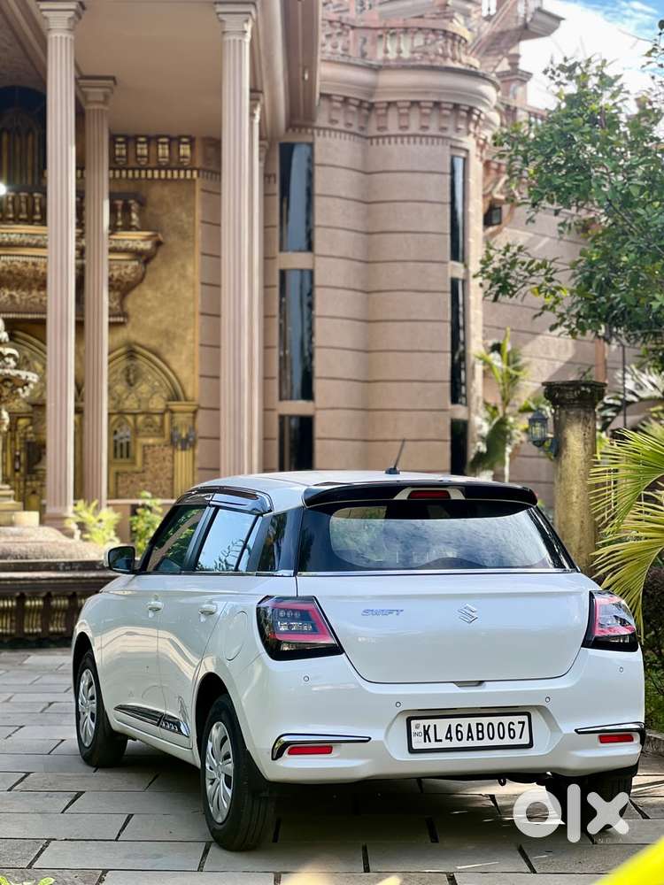 Maruti Suzuki Swift Vxi Ags, 2025, Petrol