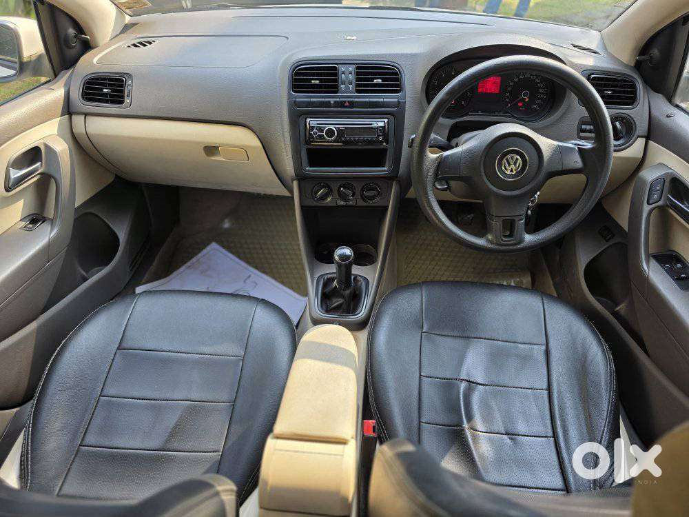 Volkswagen Vento 1.6 Trendline, 2012, Petrol