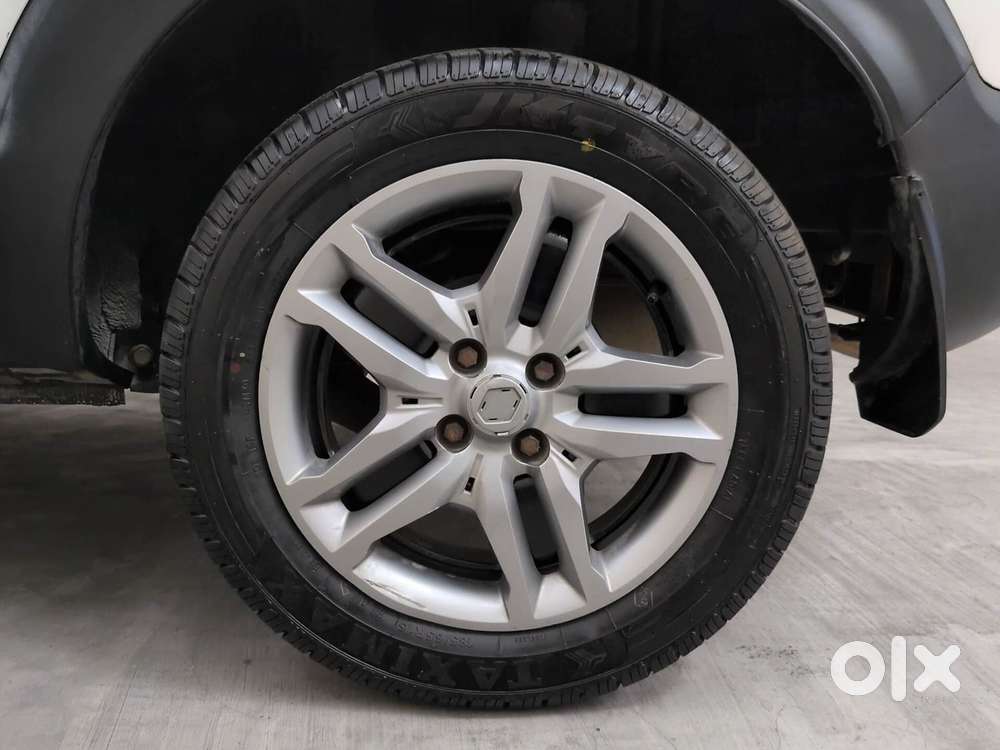 Renault Triber Rxz Easy-r Amt, 2020, Petrol