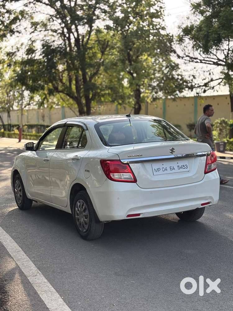 Maruti Suzuki Swift Dzire 1.3 Vxi, 2021, Petrol