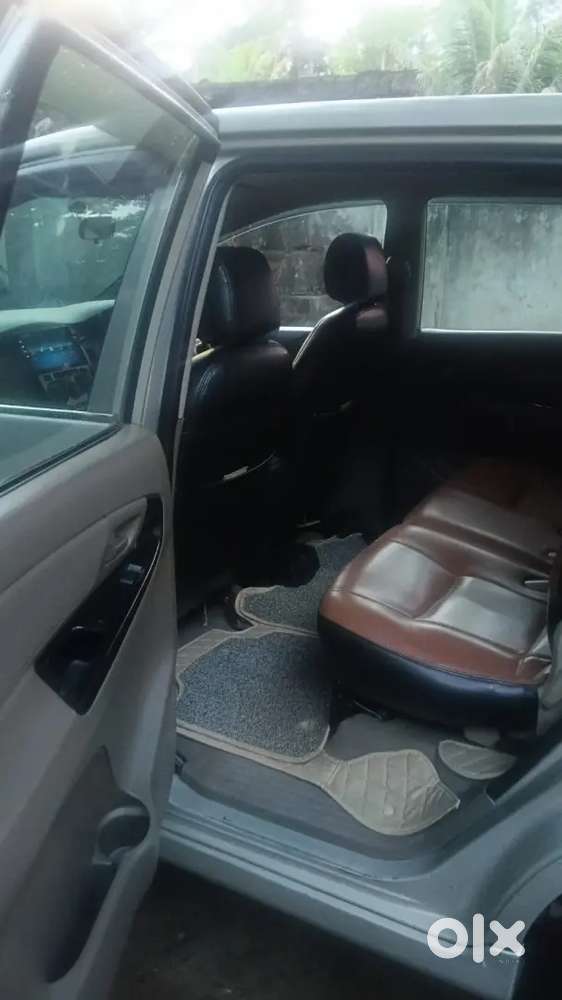 Toyota Innova 2015 Diesel 8 Str
