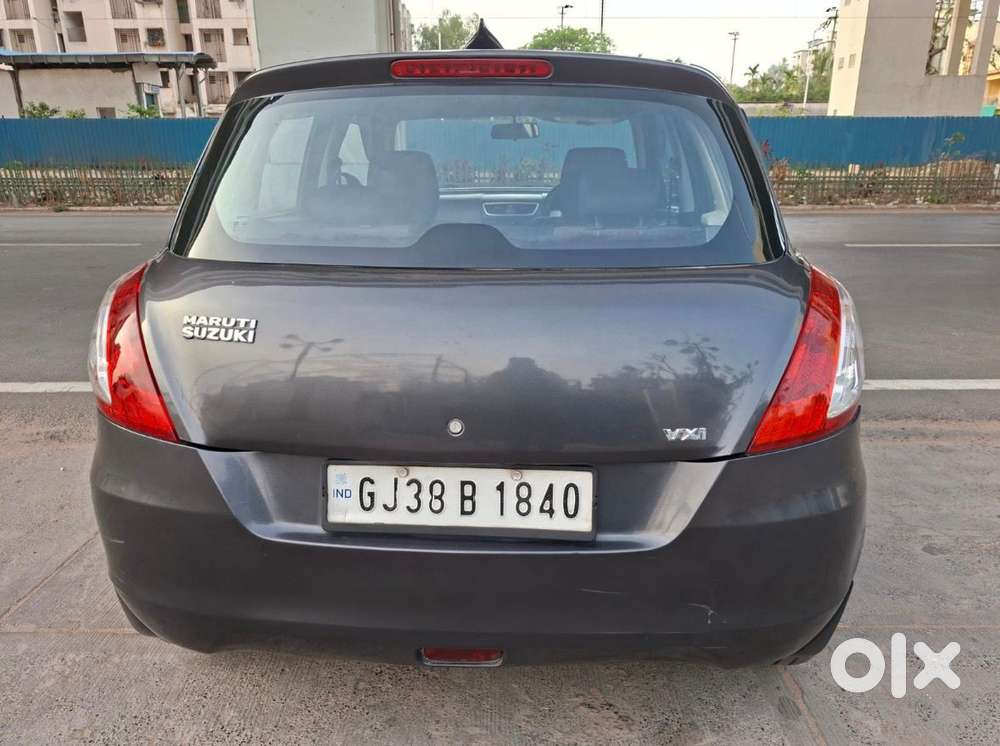 Maruti Suzuki Swift Vxi + Manual, 2016, Petrol