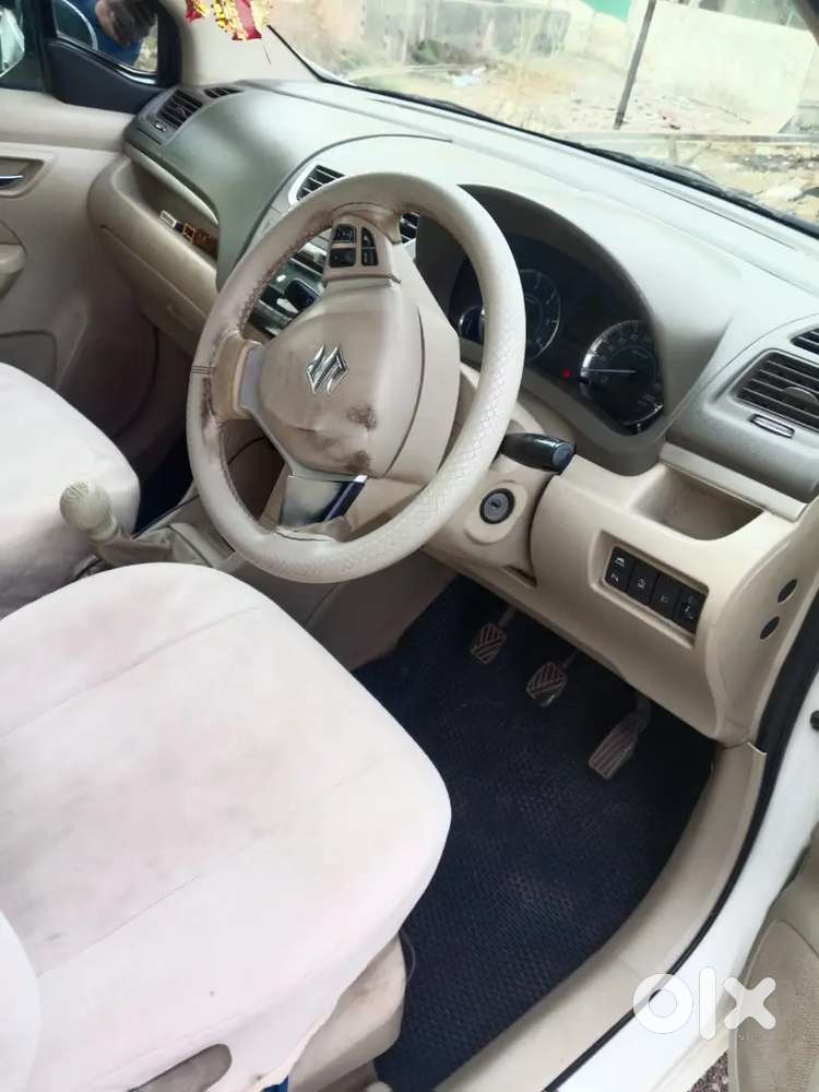 Maruti Suzuki Ertiga 2015 Diesel 96000 Km Driven