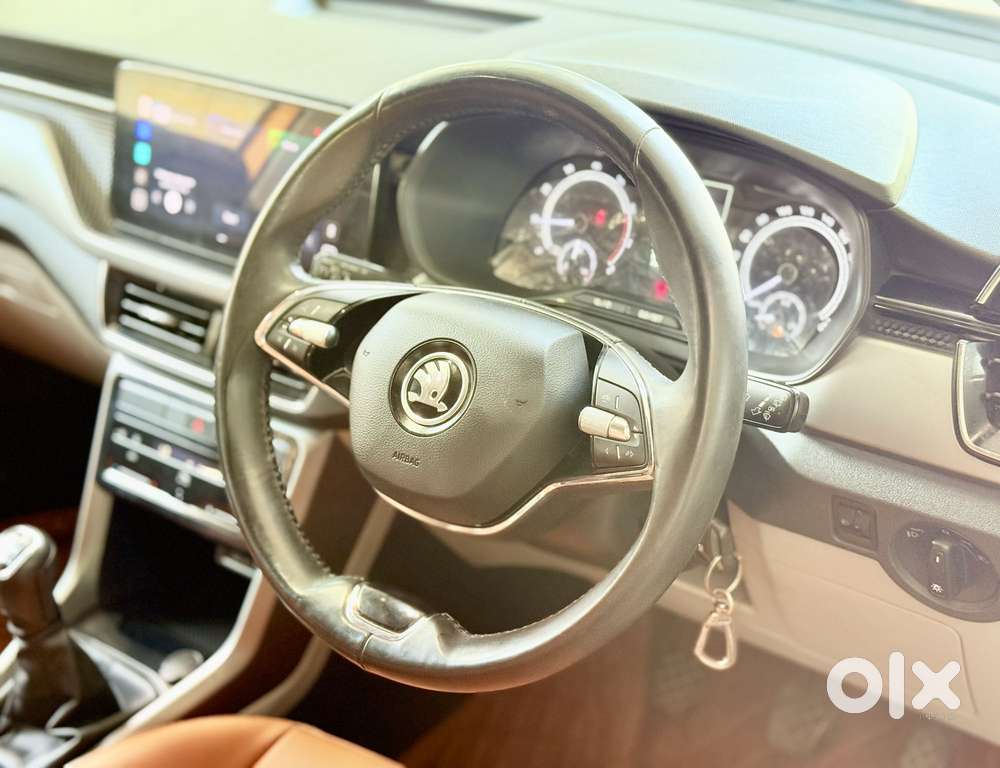 Skoda Kushaq 1.0 Tsi Ambition, 2021, Petrol