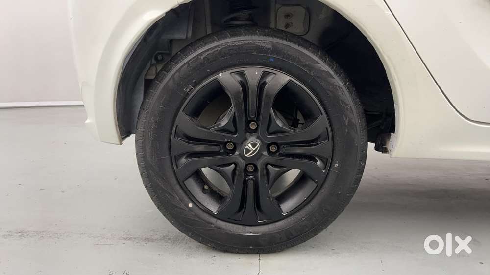 Tata Tiago 1.2 Revotron Xt Option, 2023, Petrol