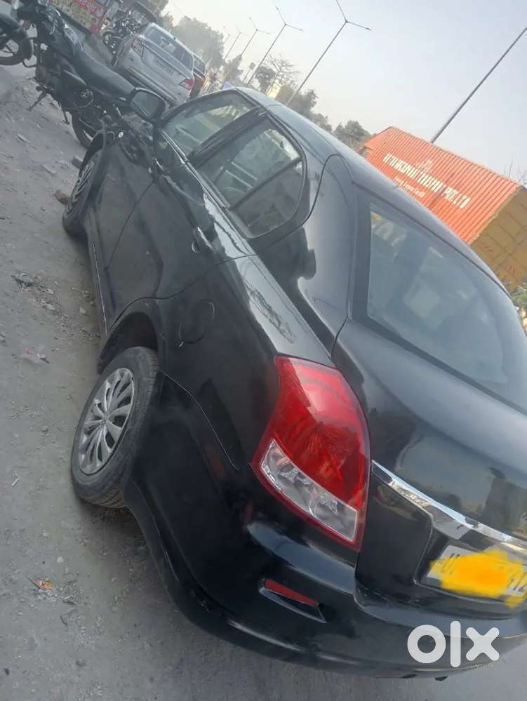 Swift Dzire 2008 Petrol+ Cng 113000 Km Drive Showroom Condition No Scr