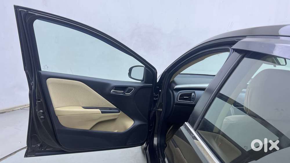 Honda City 1.5 V 4th Gen I-vtec Mt, 2022, Petrol