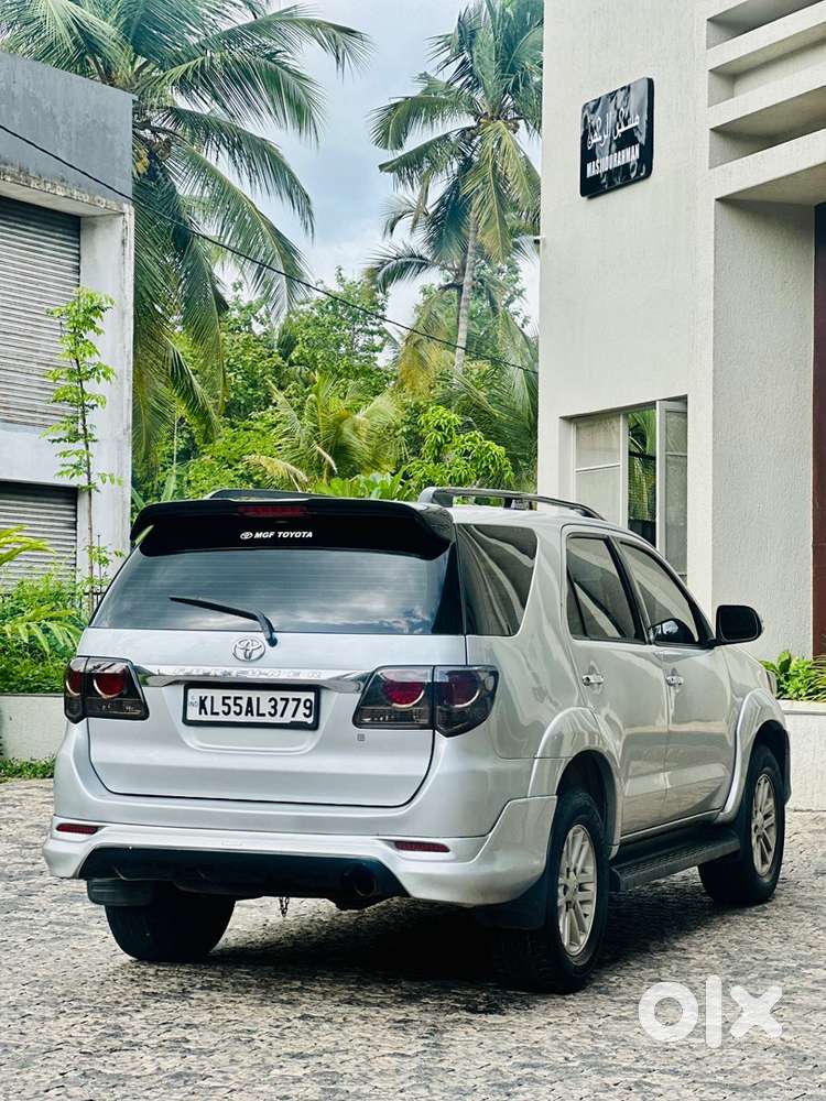 Toyota Fortuner Diesel 2012