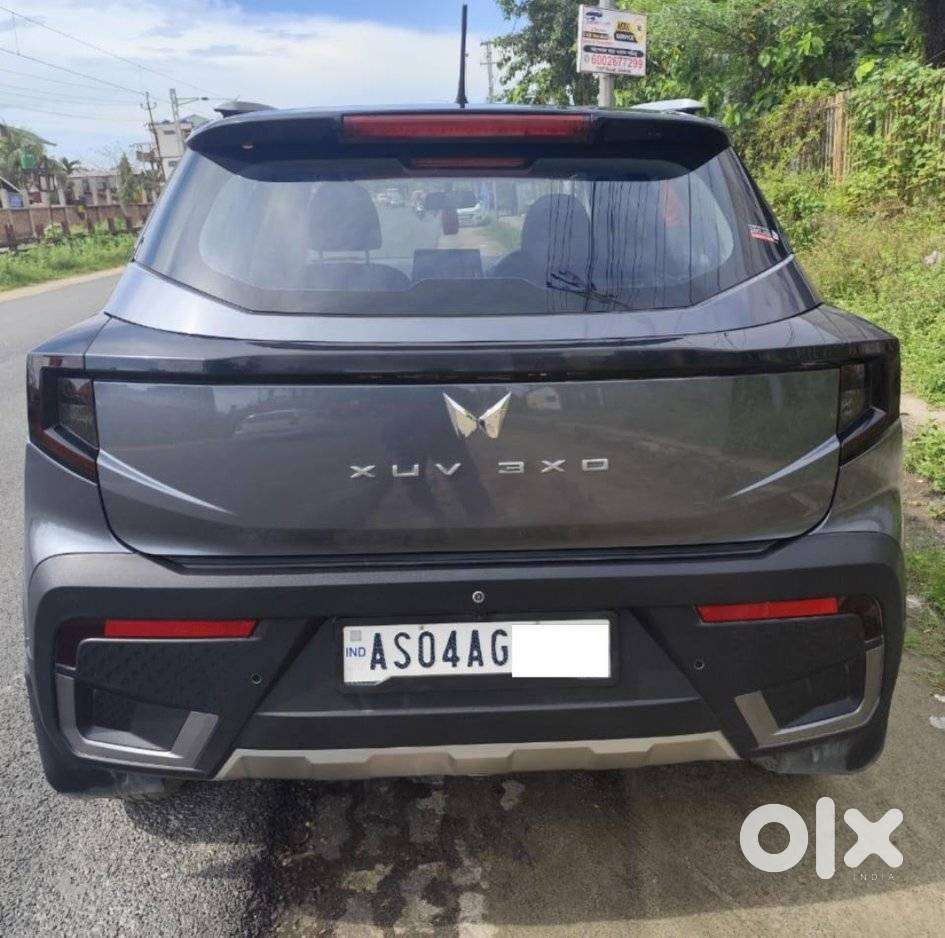 Mahindra Xuv 3xo Mx3, 2025, Petrol
