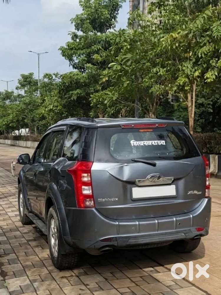 2013 Mahindra Xuv 500 W8 Dolphin Grey