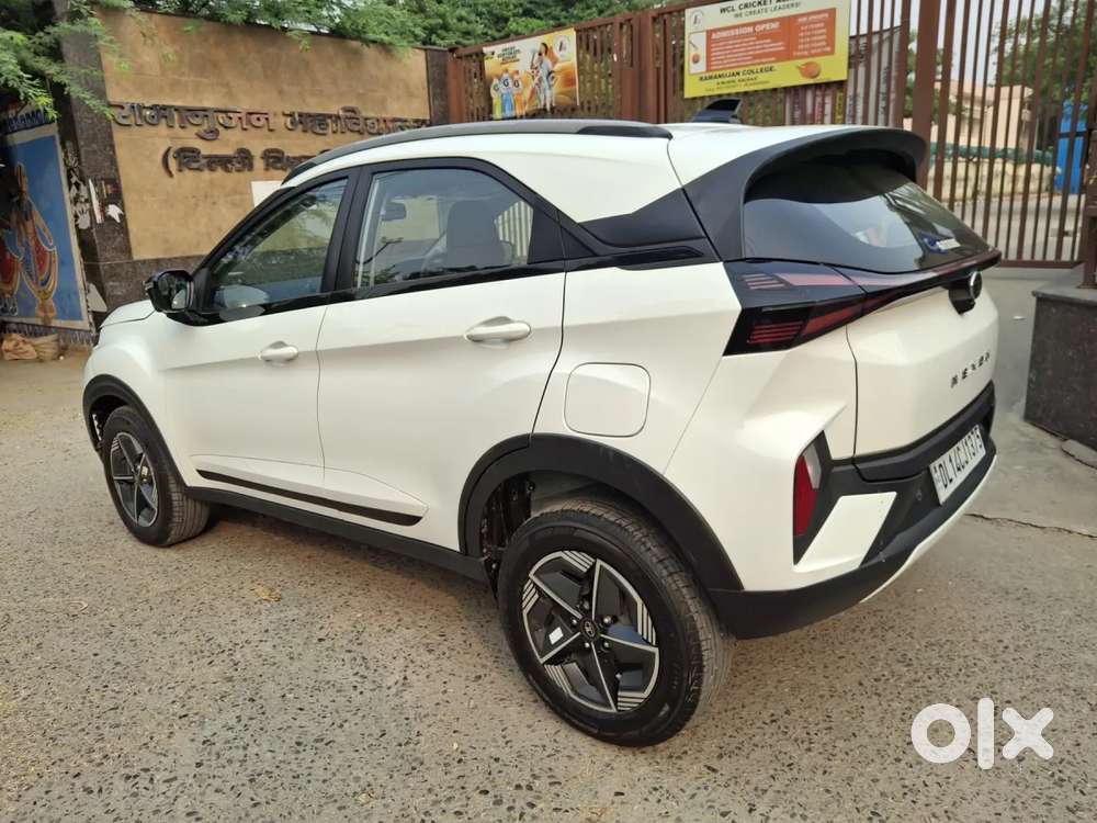 Tata Nexon Creative Plus 1.2 Revotron Petrol 7dca, 2024, Petrol