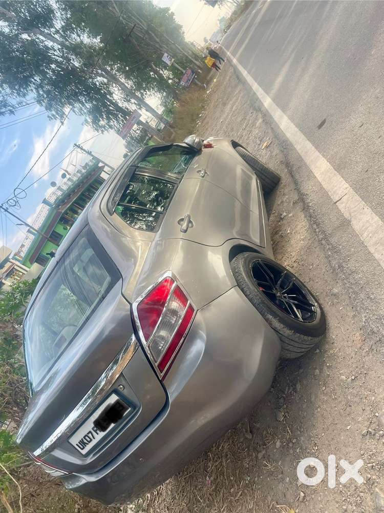 Maruti Suzuki Swift Dzire 2013 Diesel 55000 Km Driven