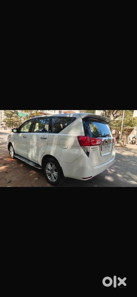 Toyota Innova Crysta 2.8 Gx At 7 Str, 2016, Diesel