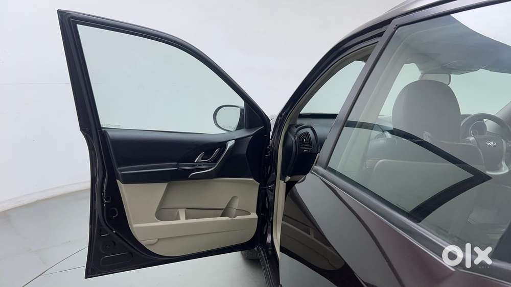Mahindra Xuv500 W9 2wd, 2018, Diesel