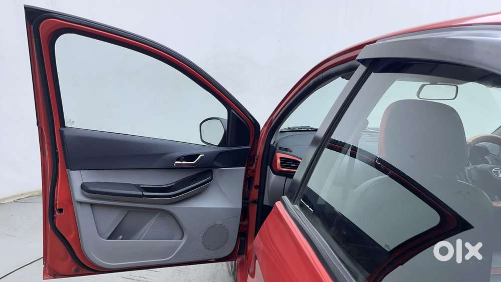 Tata Tiago 1.2 Revotron Xz Plus Dual Tone, 2021, Petrol