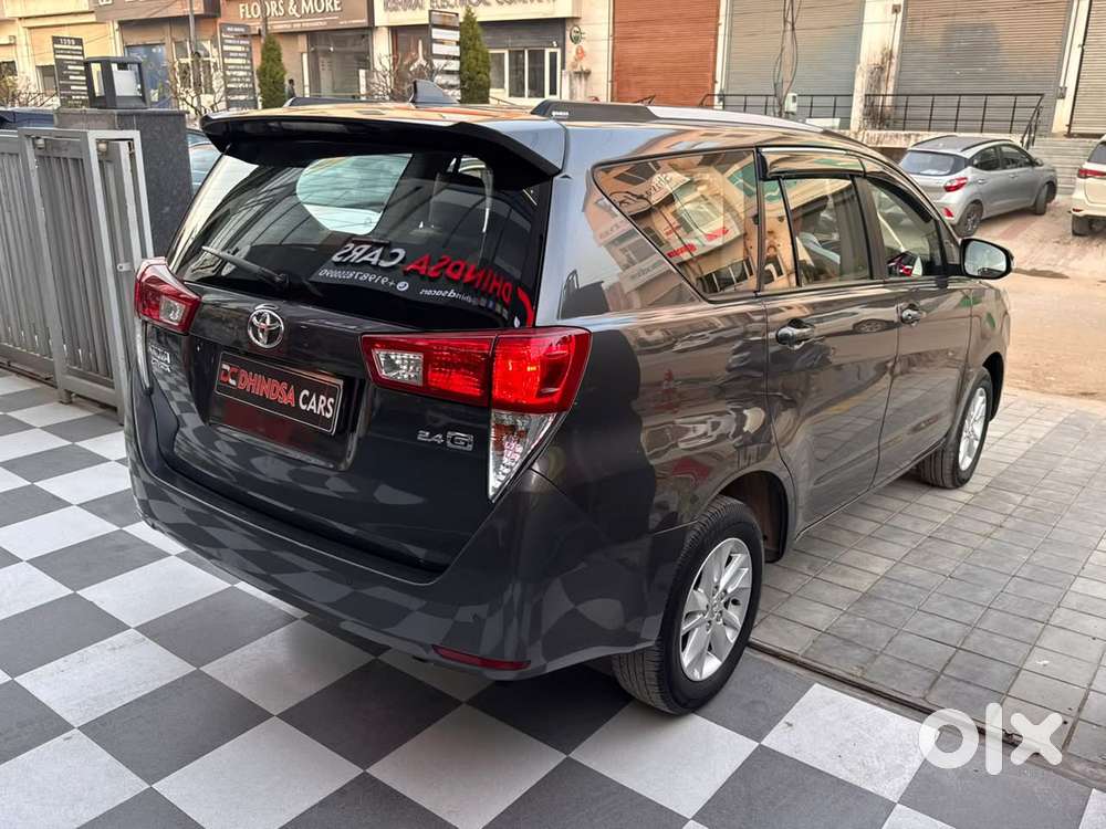 Toyota Innova Crysta [2020-ongoing] 2.4 Gx At 8 Str, 2020, Diesel