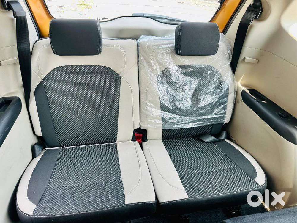 Renault Triber 1.0 Rxz Amt Dual Tone, 2022, Petrol