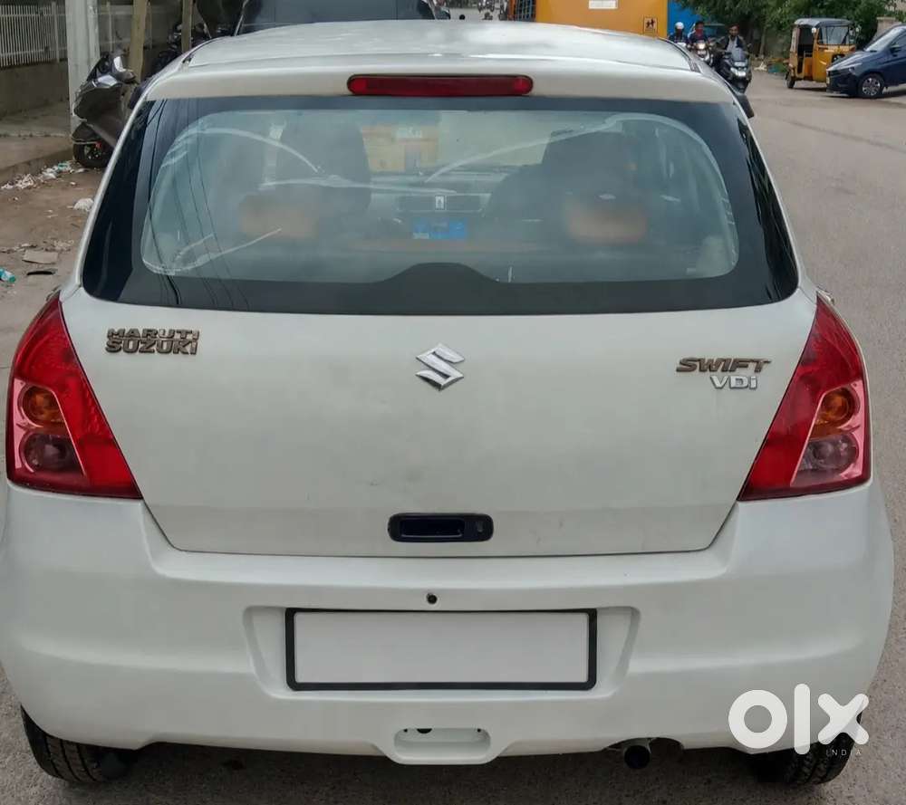 Awesome Condition Swift Vdi 2010 Model Car At Very Low Price.