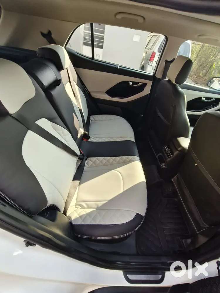 Hyundai New Creta Sunroof Top Hand