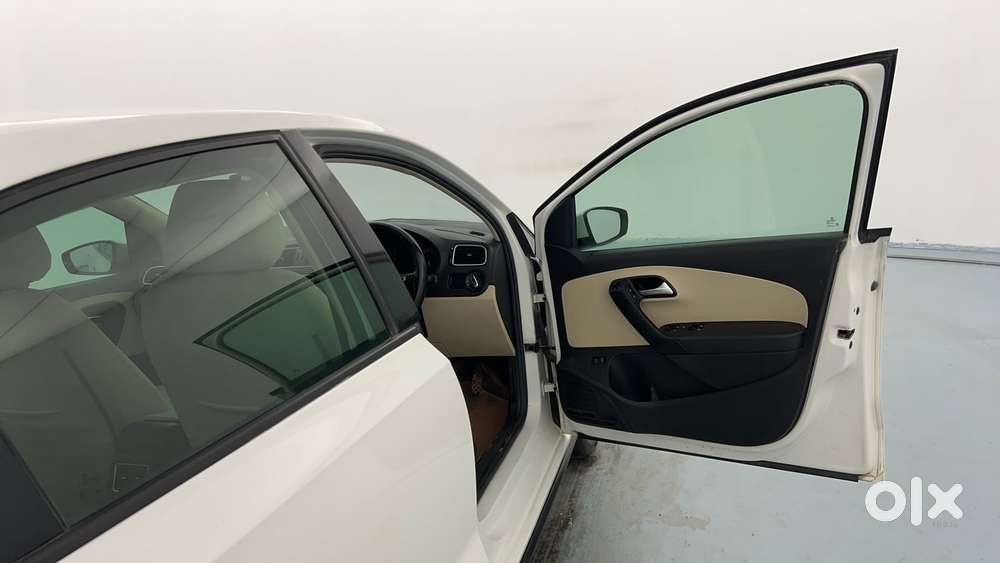 Volkswagen Vento 1.6 Highline, 2021, Petrol