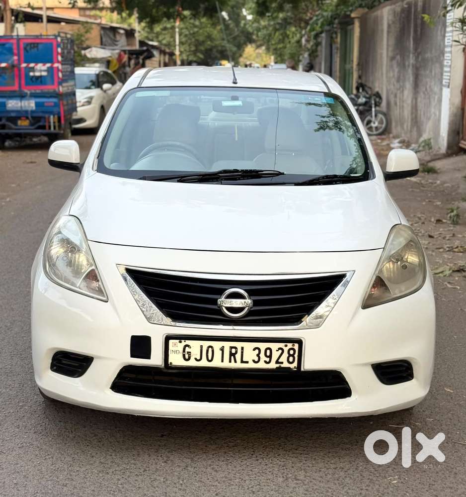 Nissan Sunny, 2012, Diesel