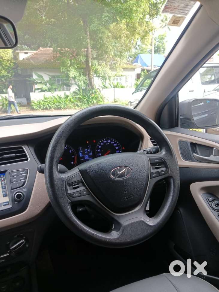 Hyundai Elite I20 Sportz (o) 1.2, 2019, Petrol