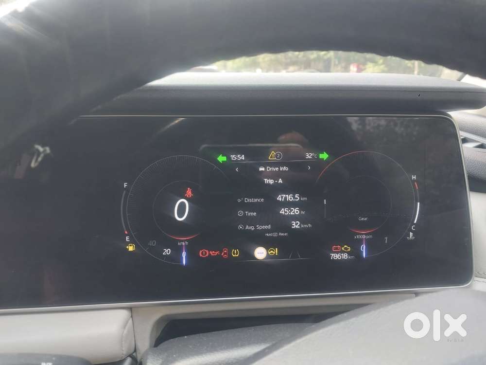 Mahindra Xuv700 2.2 Ax 7 Diesel Mt Luxury Pack Str, 2022, Diesel