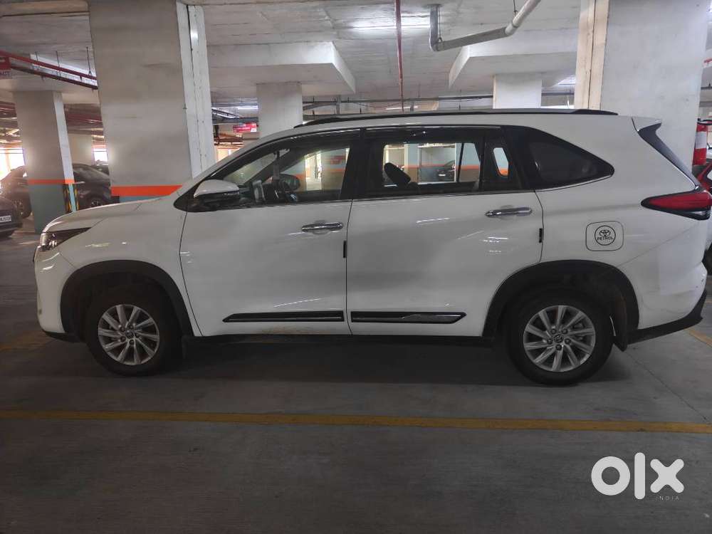 Innova Hycross Gx Optional Available For Sale