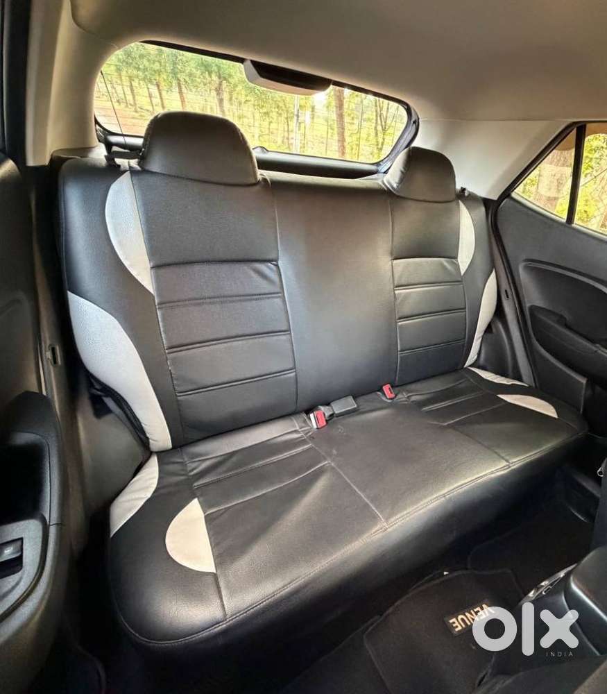 Hyundai Venue S 1.2 Petrol, 2021, Petrol