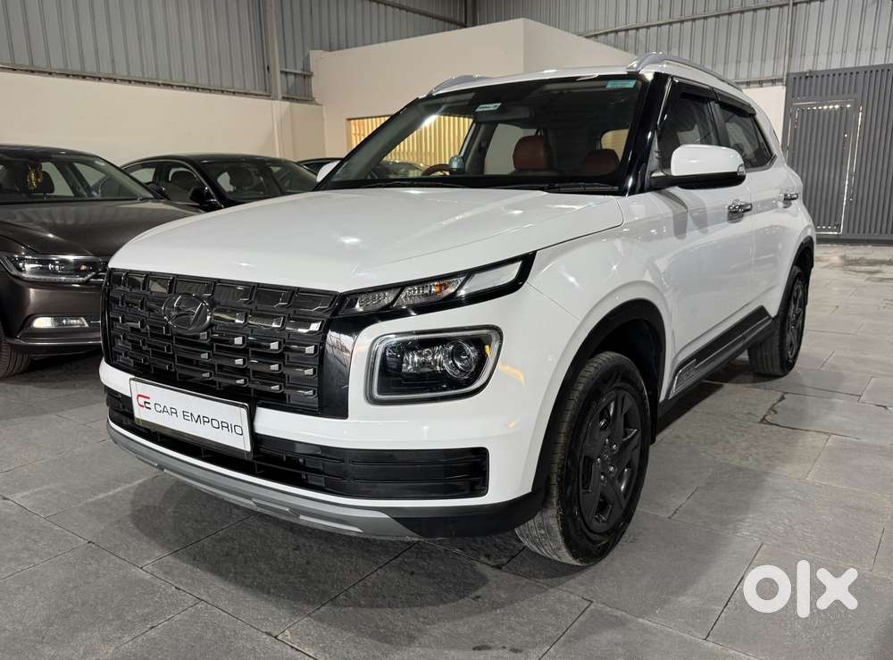 Hyundai Venue 1.2 S (o), 2023, Petrol