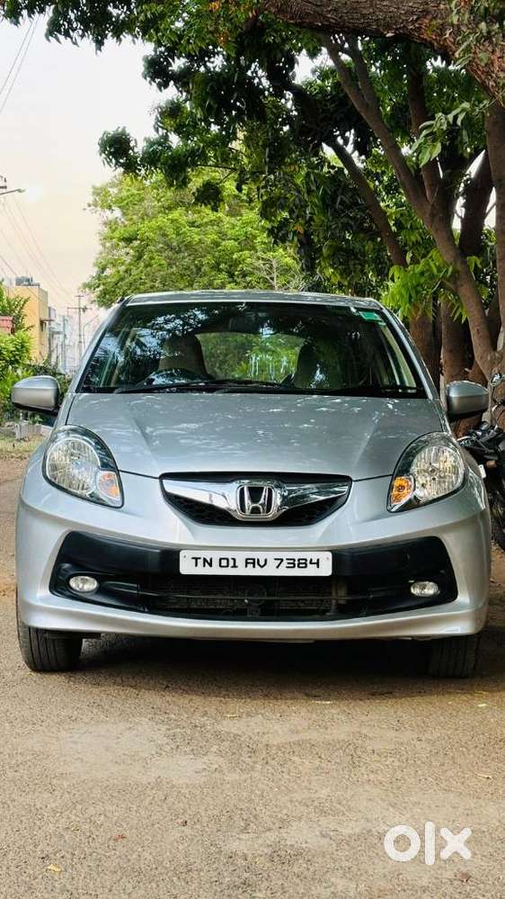 Honda Brio 2011-2013 V Mt, 2013, Petrol