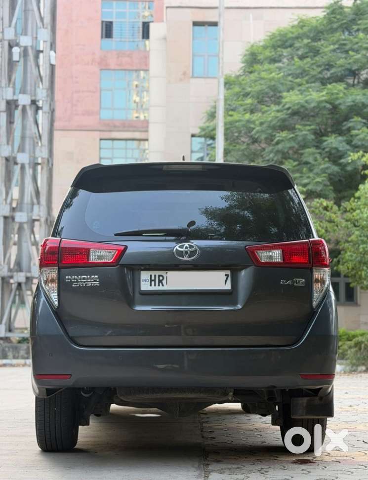 Toyota Innova Crysta [2020-ongoing] 2.4 Gx At 8 Str, 2021, Diesel