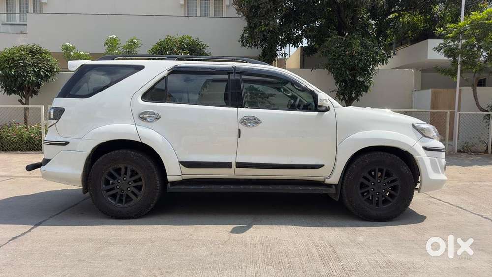 Toyota Fortuner 2011-2016 4x2 Manual, 2015, Diesel