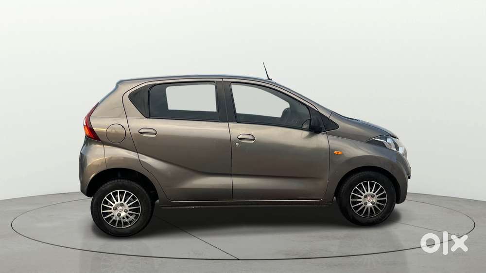 Datsun Redigo T Option, 2017, Petrol