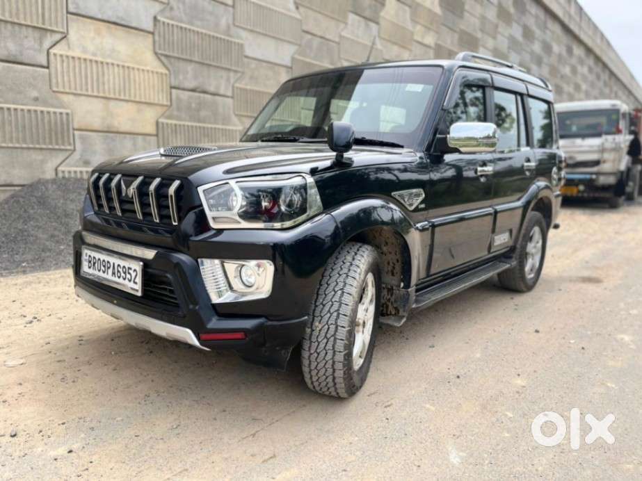 Mahindra Scorpio Classic 2.2 S 11 Mt 7 Str, 2021, Diesel
