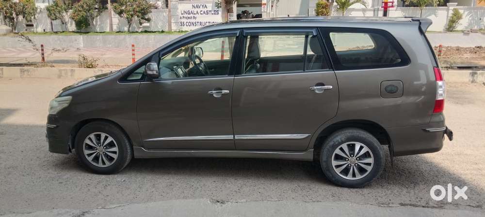 Toyota Innova 2.5 V 7 Str, 2015, Diesel