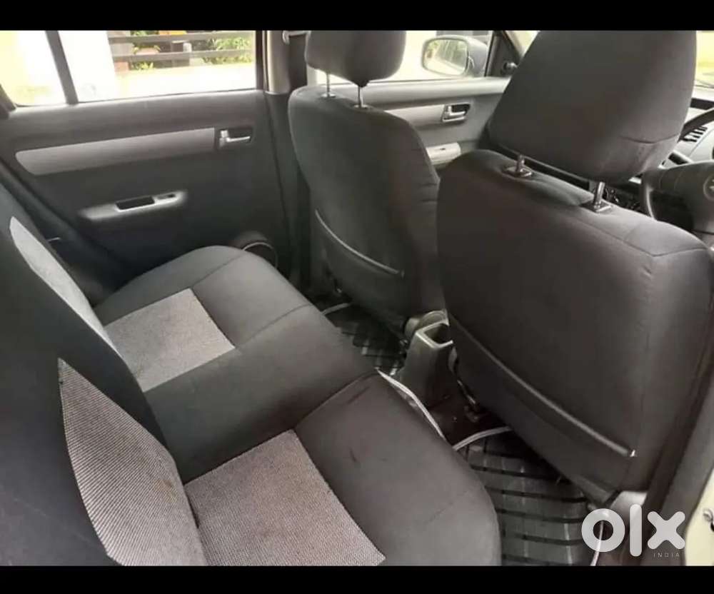 Urgent Sale  Maruti Suzuki Swift 2009 Diesel