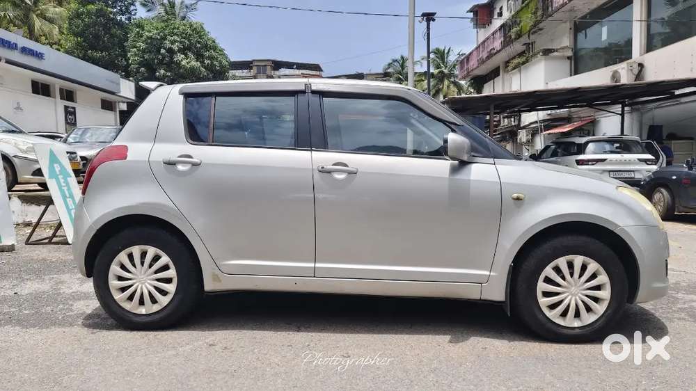 Maruti Suzuki Swift 2007 Petrol 76000 Km Driven