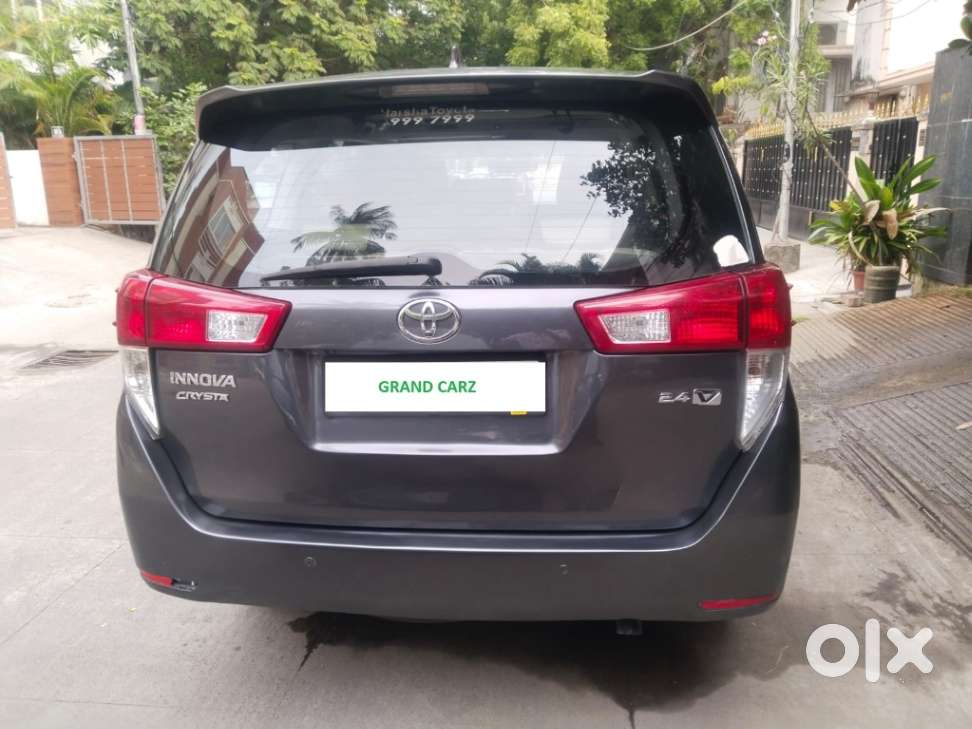 Toyota Innova Crysta 2.4 V, 2016, Diesel